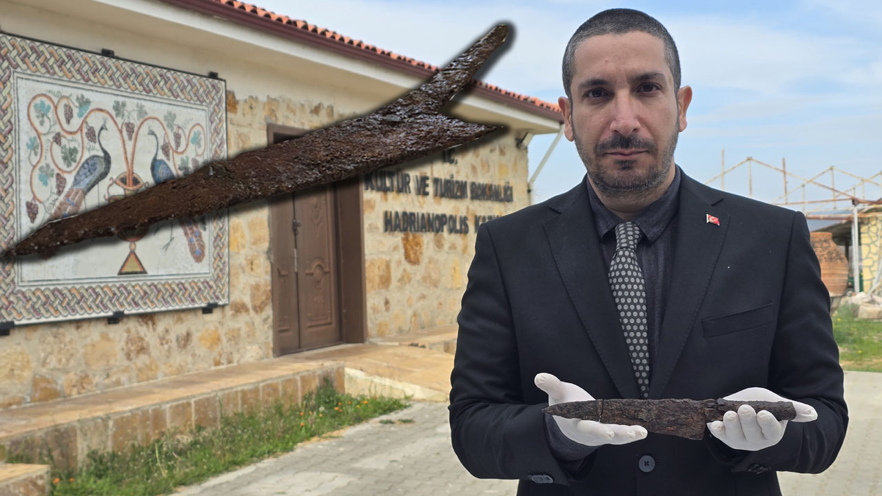 ANTİK KAZIDA 1500 YILLIK BIÇAK SETİ BULUNDU