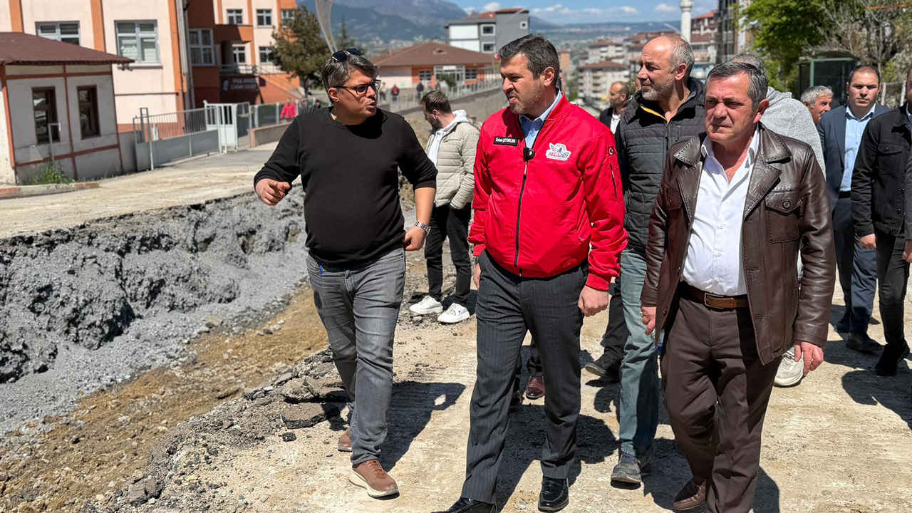 BAŞKAN ÇETİNKAYA AYDINLIKEVLER MAHALLESİNİN İMARI İÇİN KOLLARI SIVADI