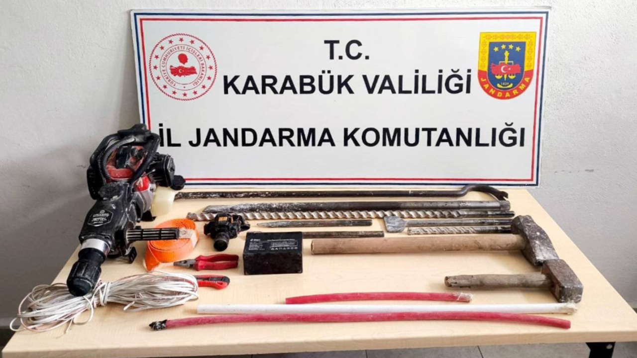 KARABÜK’TE UYUŞTURUCU VE KAÇAK KAZI OPERASYONU