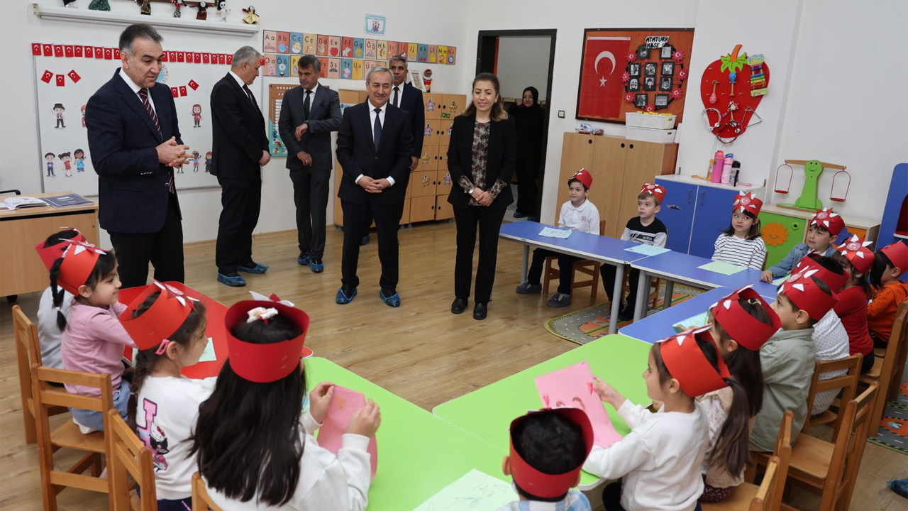 VALİ ÇAĞATAY: OKULLARDA GEREKLİ GÜVENLİK TEDBİRLERİ ALINDI