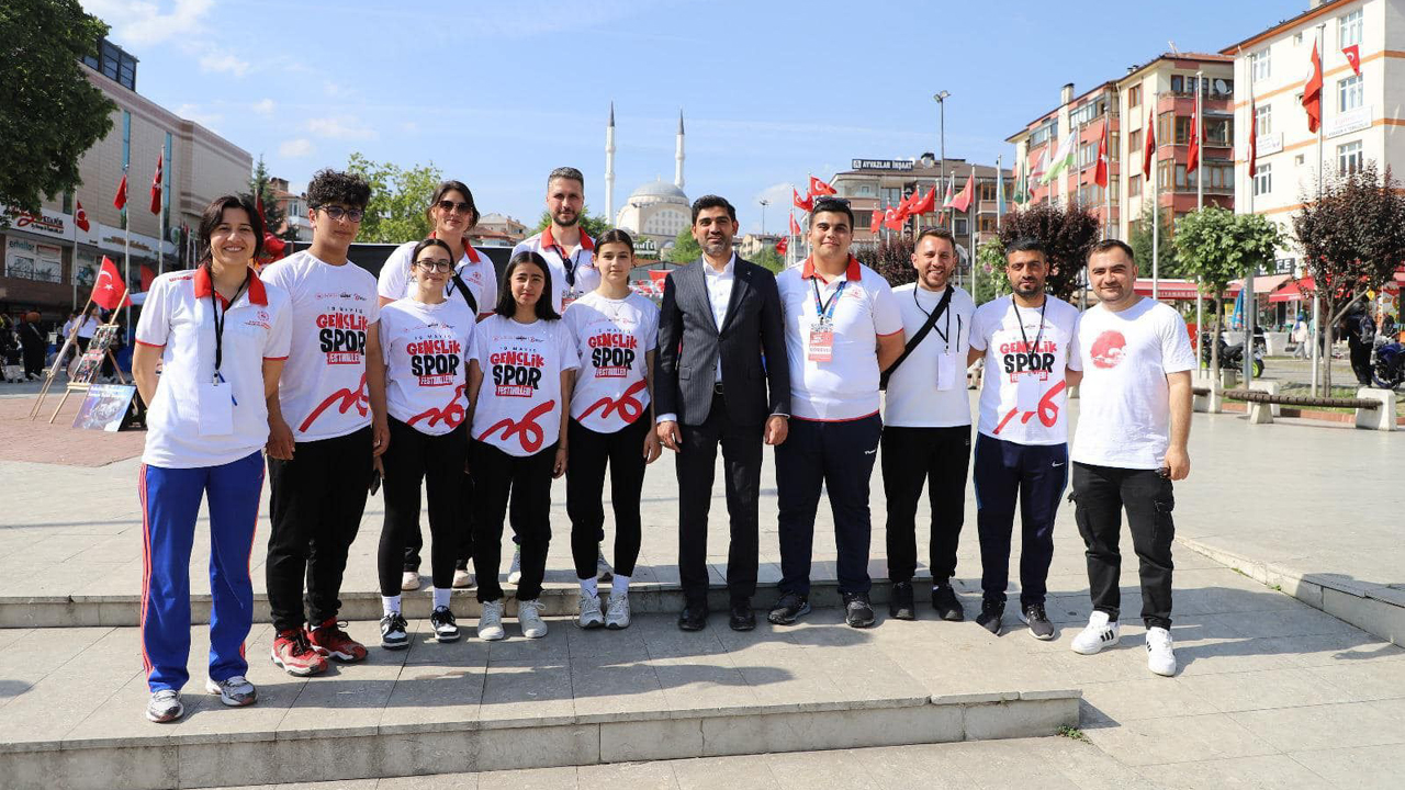 KARABÜK’E GENÇLİK VE SPOR ALANINDA 5 MİLYAR LİRALIK YATIRIM