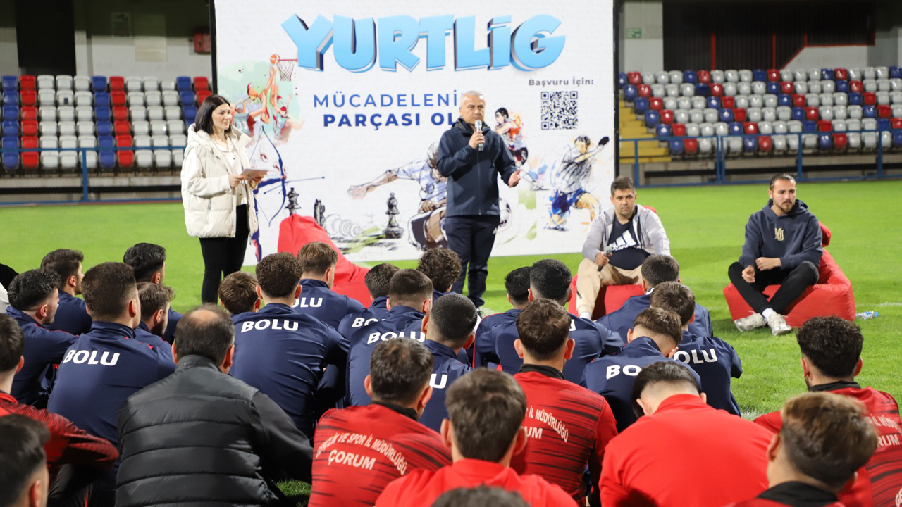 KARABÜK’TE SPORCULARLA ‘FUTBOLA DAİR HER ŞEY” KONULU SÖYLEŞİ