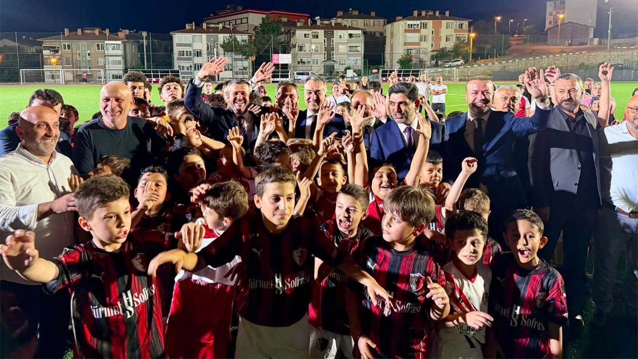 VALİ OKTAY ÇAĞATAY, YAZ SPOR OKULU AÇILIŞINA KATILDI