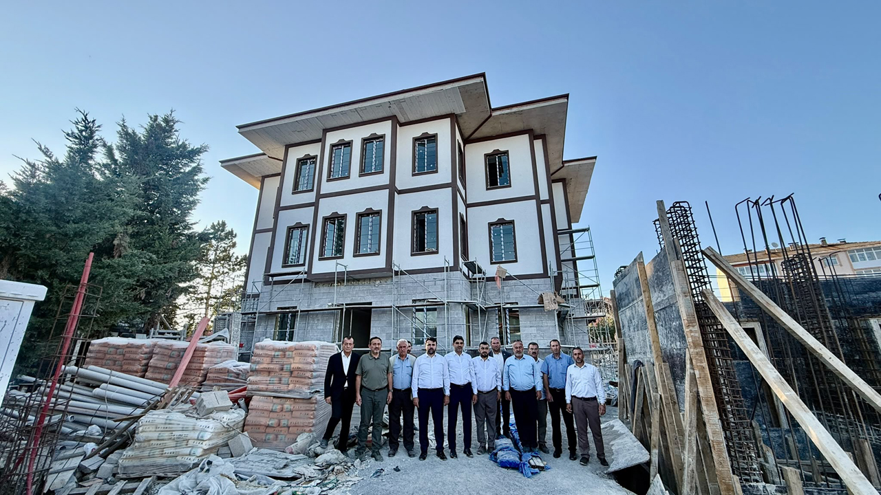 EFLANİ HÜKÜMET KONAĞI’NDA ÇALIŞMALAR SONA YAKLAŞTI